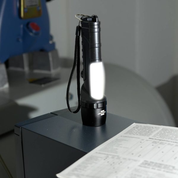 Brennenstuhl Lampe de poche LED LuxPremium LED-Flashlight THL 300 Brennenstuhl