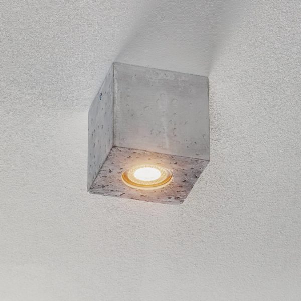 SOLLUX LIGHTING Plafonnier Ara comme cube en béton 10cm x 10cm SOLLUX LIGHTING